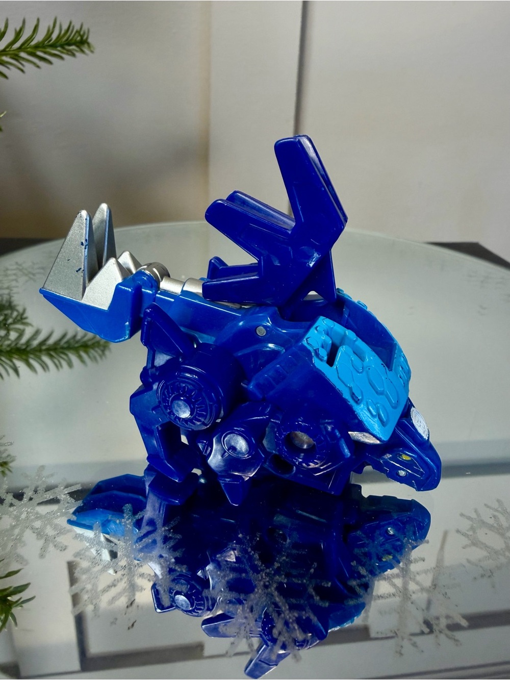 TRANSFORMERS RESCUE BOTS CHASE the RESCUE DINOBOT, Mini Dino 2014